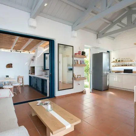 Ararat House Barbati
